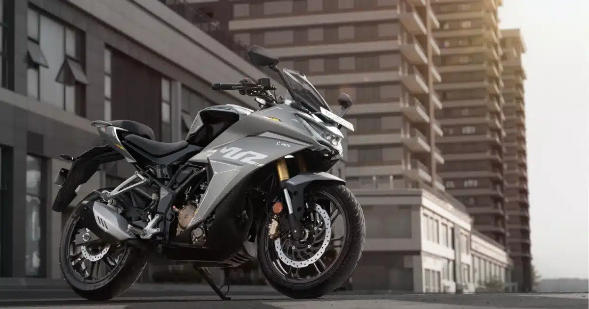 Hero Karizma XMR 210